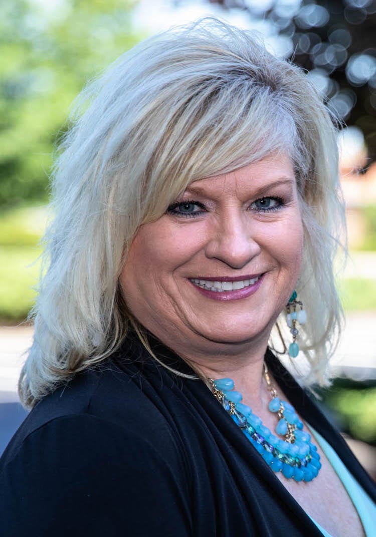 Meet Knoxville TN Dentist Office Staff Periodontist