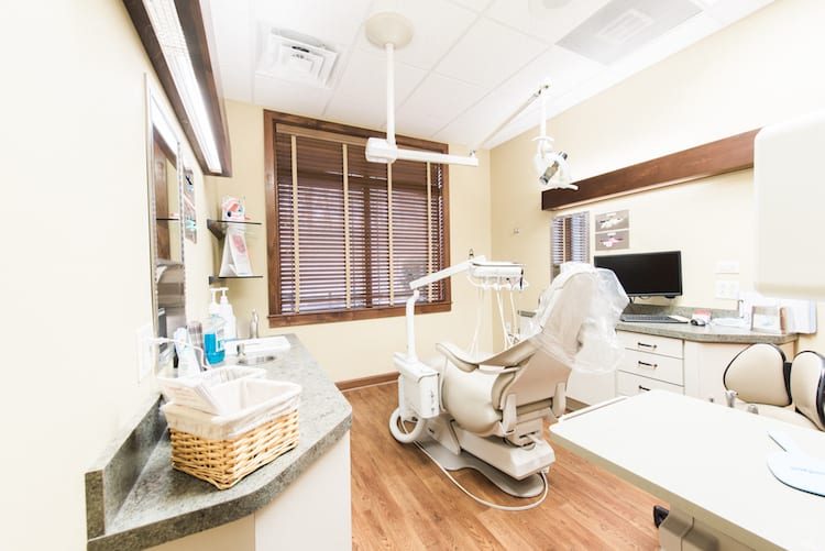 Dentistry in Knoxville, Tennessee